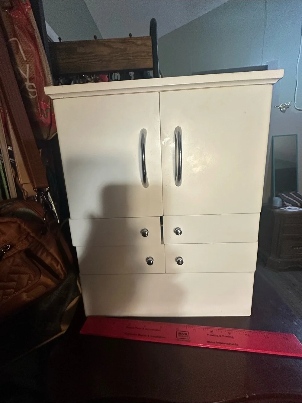 White Multi-Drawer Jewelry/Storage Cabinet